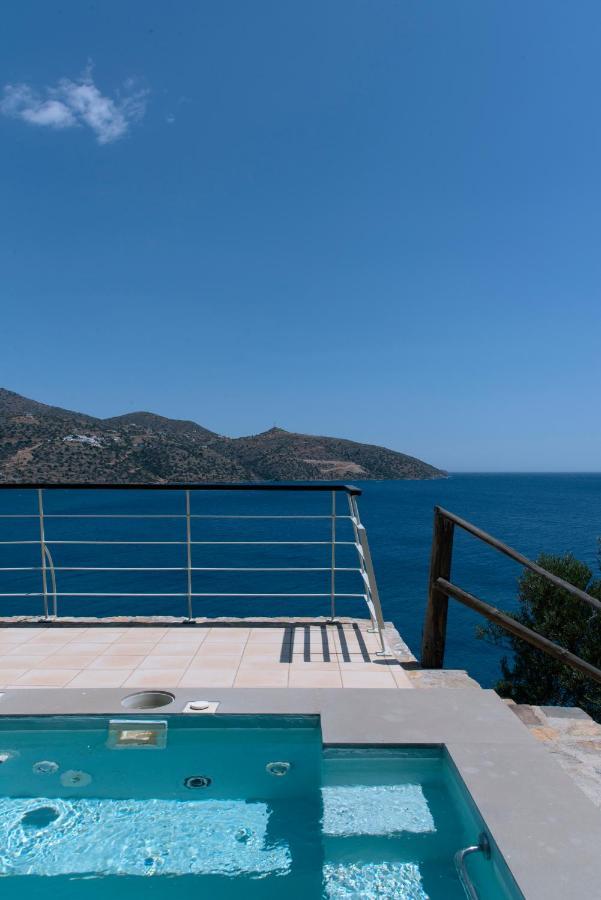 Villa Aiolos: Above The Sea, Within Agios Nikolaos Buitenkant foto