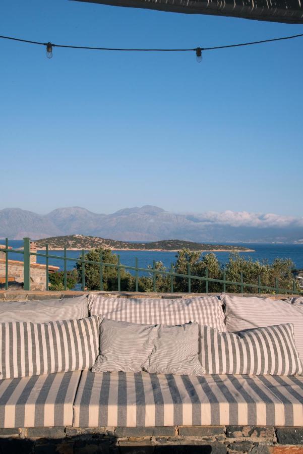 Villa Aiolos: Above The Sea, Within Agios Nikolaos Buitenkant foto